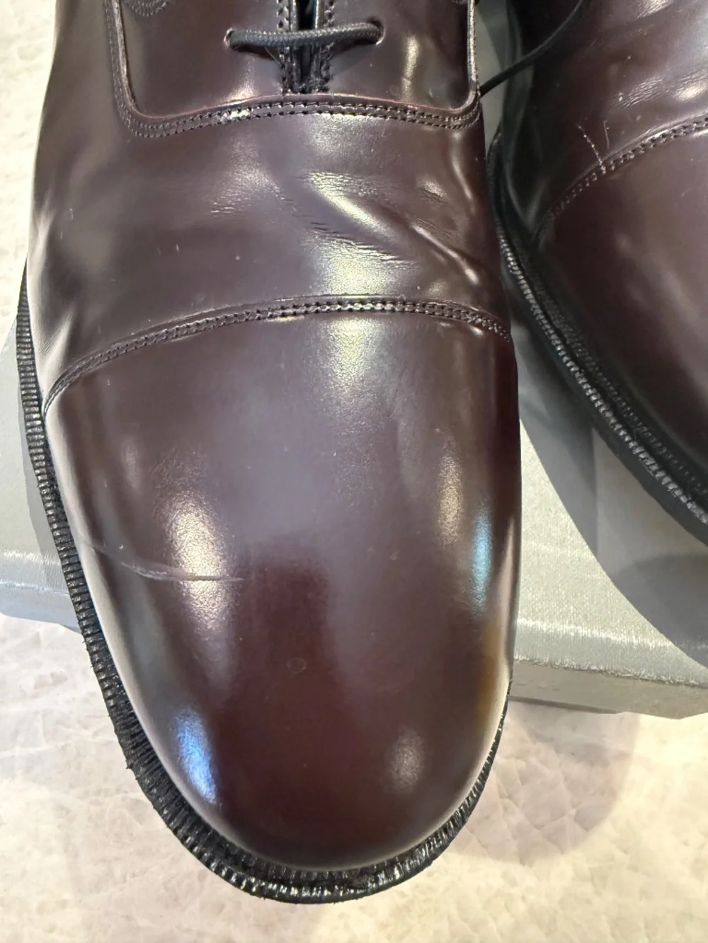 Johnston & Murphy Belton, Size 16 B, Bordeaux Color